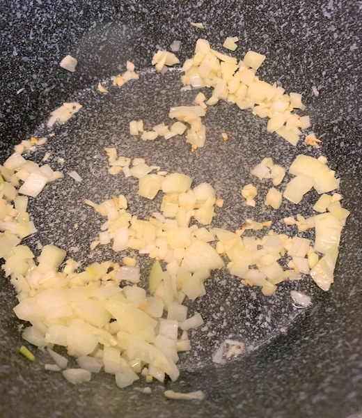 how to make saffron risotto